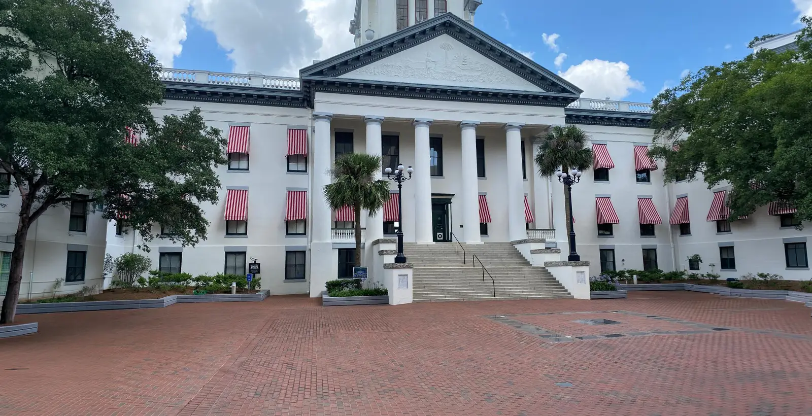 Campaign speech event